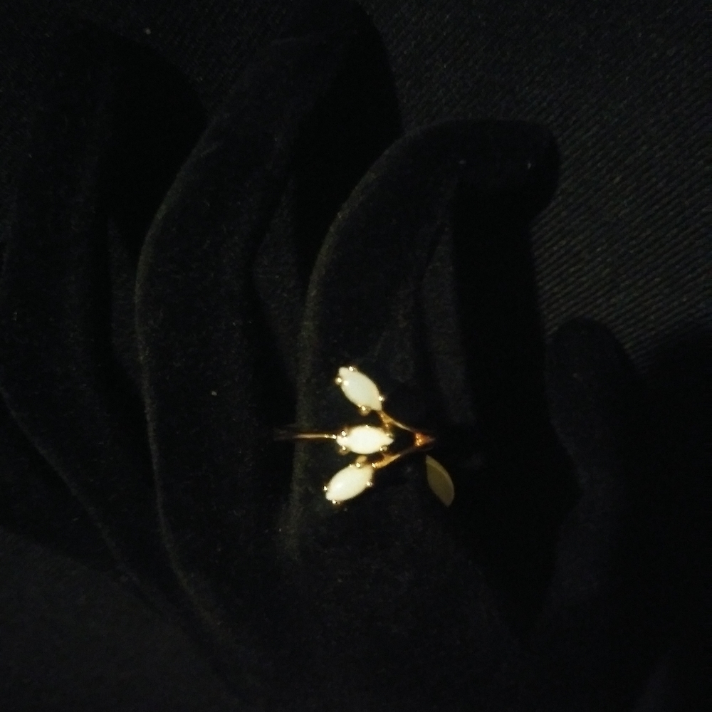 Ring real opal 18k gold plated